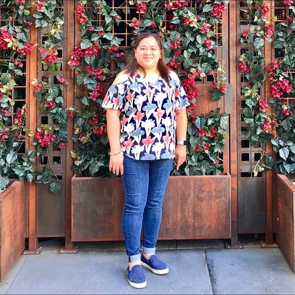 Meet your Posher, Thanh - Picture 1 of 1